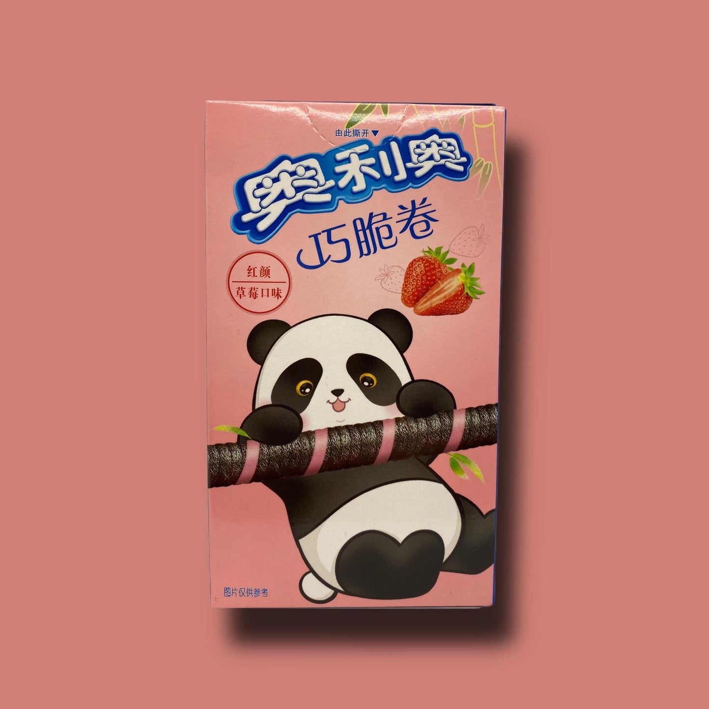 Oreo - Strawberry Wafer Straw Panda 55g (Limited Edition)
