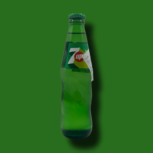 7UP Glasflasche